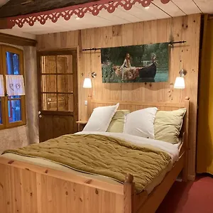 La Cour Secrete Apartment Dinan