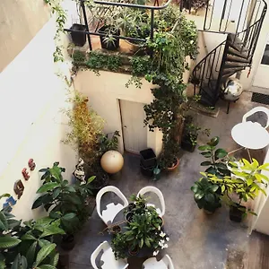 Bed & Breakfast O Anges Arles